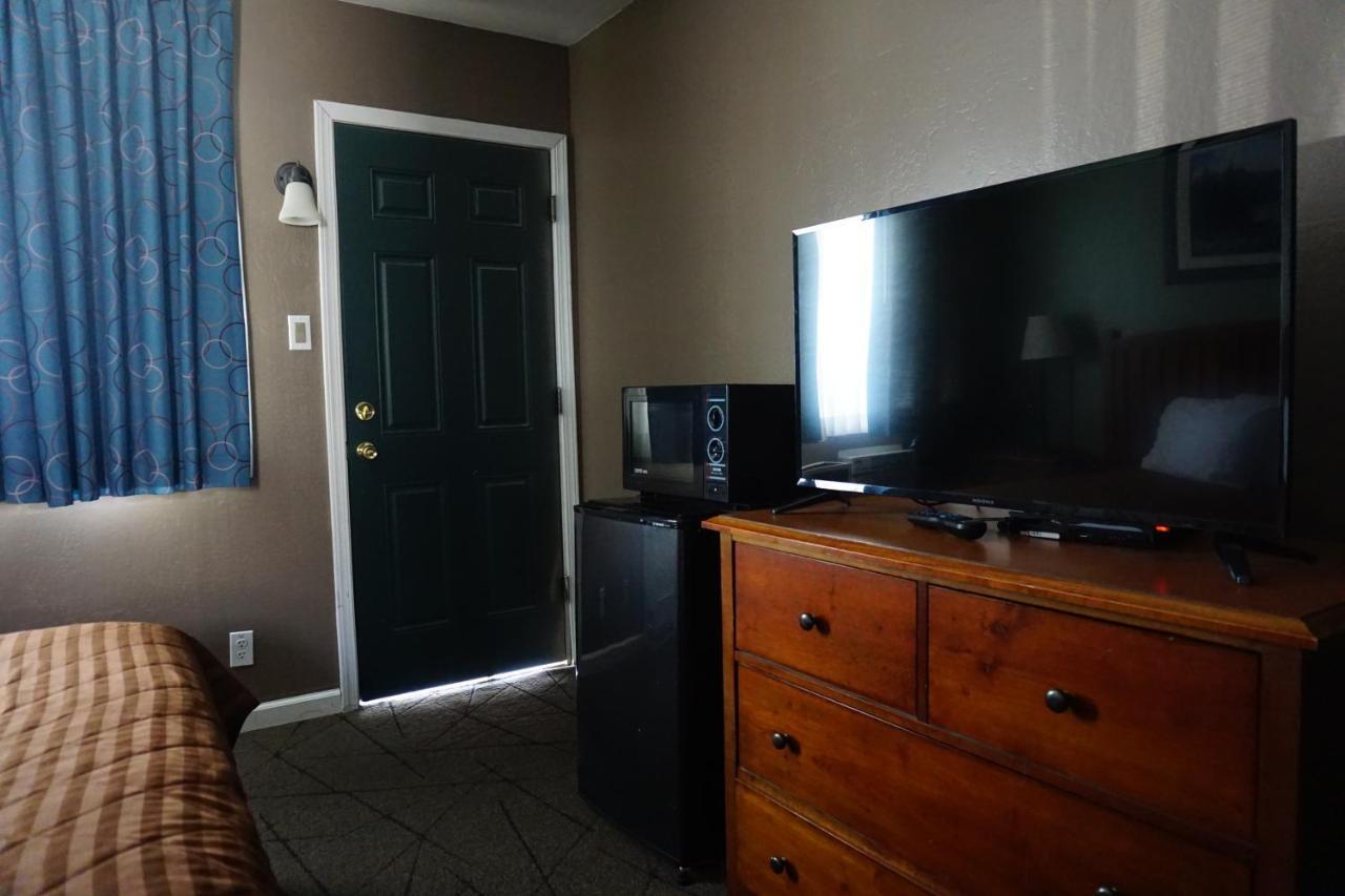 A&a Tahoe Inn